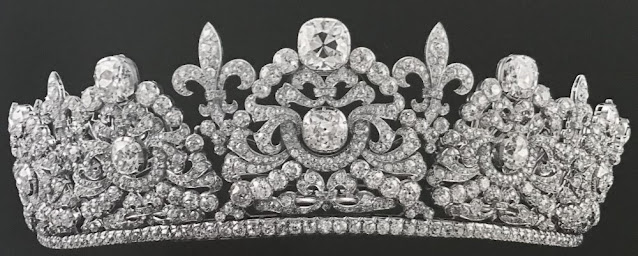 diamond tiara petochi princess maria francesca bourbon parma savoy italy