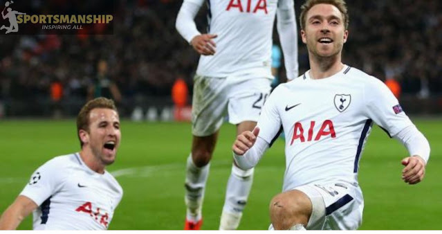 Tottenham Hotspur celebrating a goal.