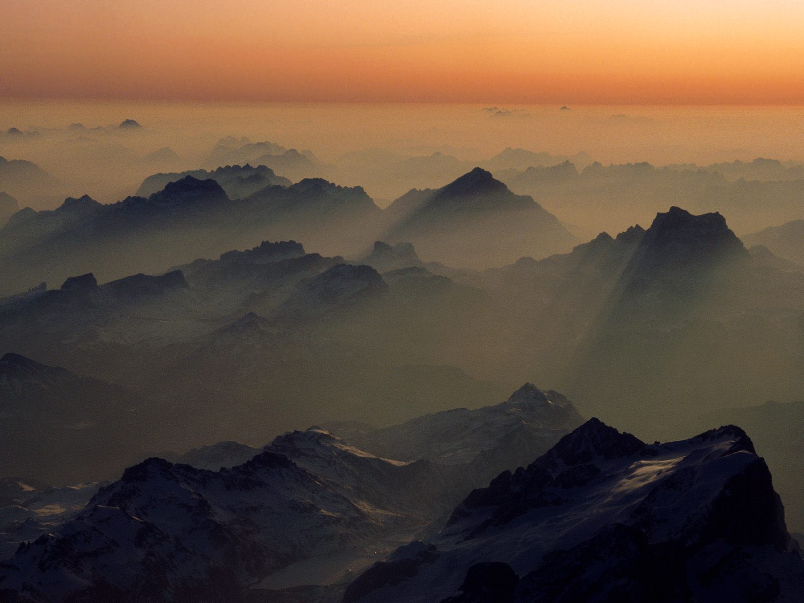https://blogger.googleusercontent.com/img/b/R29vZ2xl/AVvXsEhqrBU1Zcb9EV3aCKkQhZ-TK2H0Y3Wi1QeKptCZDU73JYw3qRuFsdWGZatWTE4FiWXCuCYe9GJNrsR4cp2x4vDPbzjGAB9U9V2IZg7TGNVCuD4yhbN2cmu3iT4AYUmpcKmZzbCpCKWBWEs/s1600/Misty+Peaks,+Alps,+Austria.jpg