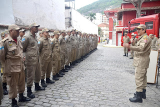 Corpo de Bombeiros do Rio inaugura gabinete itinerante