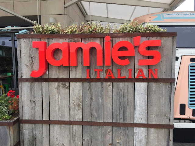 Jamie's Italian sign