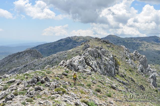 Circular Sierra Blanquilla y ascenso al Martin Gil