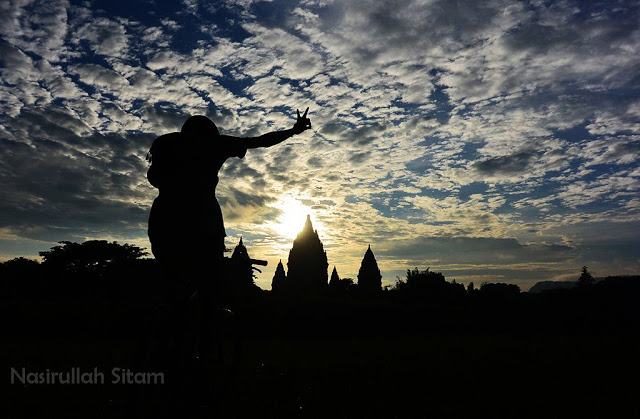 Masih tentang siluet candi prambanan