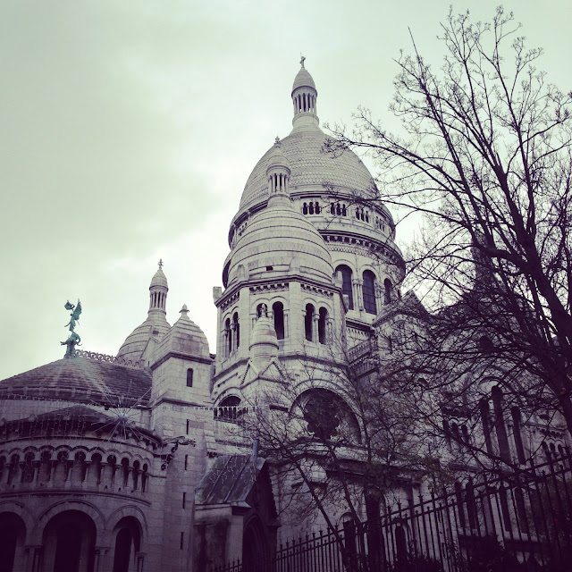 Paris Mon Amour - Calling Montmartre Home (via Nest of Pearls)