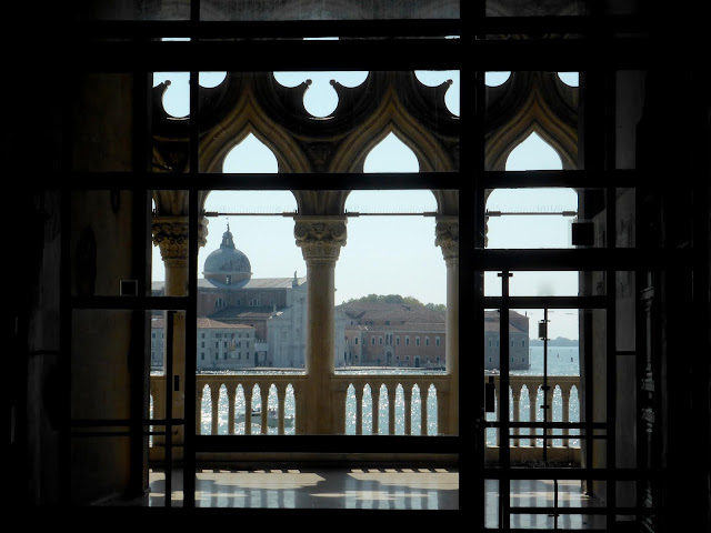 Palazzo-ducale-venezia-le-logge-