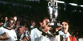 Piala_Eropa_1976_Cekoslowakia_Winner