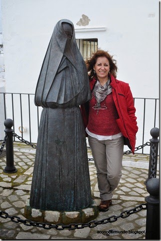 Vejer de la Frontera. Monumento a la Mujer Vejeriega. Carmen - DSC_0347