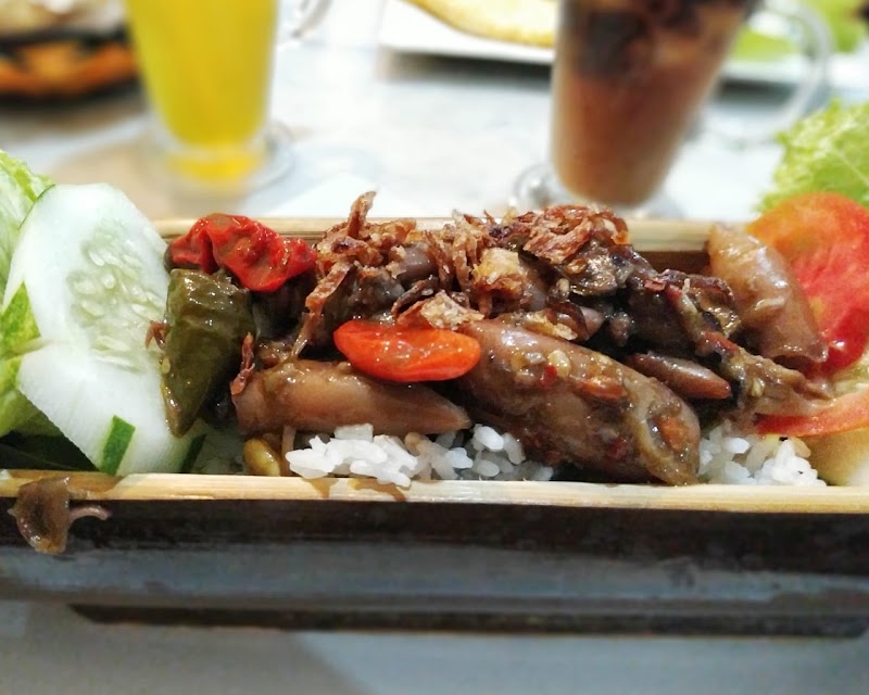 Penting 24+ Tempat Makan Di Sekitar Bandara Juanda Surabaya