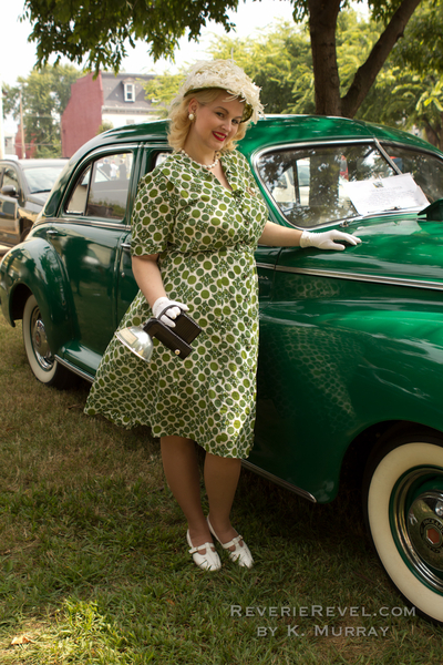 1950s plus size fashion green day dress and floral hat via Va-Voom Vintage