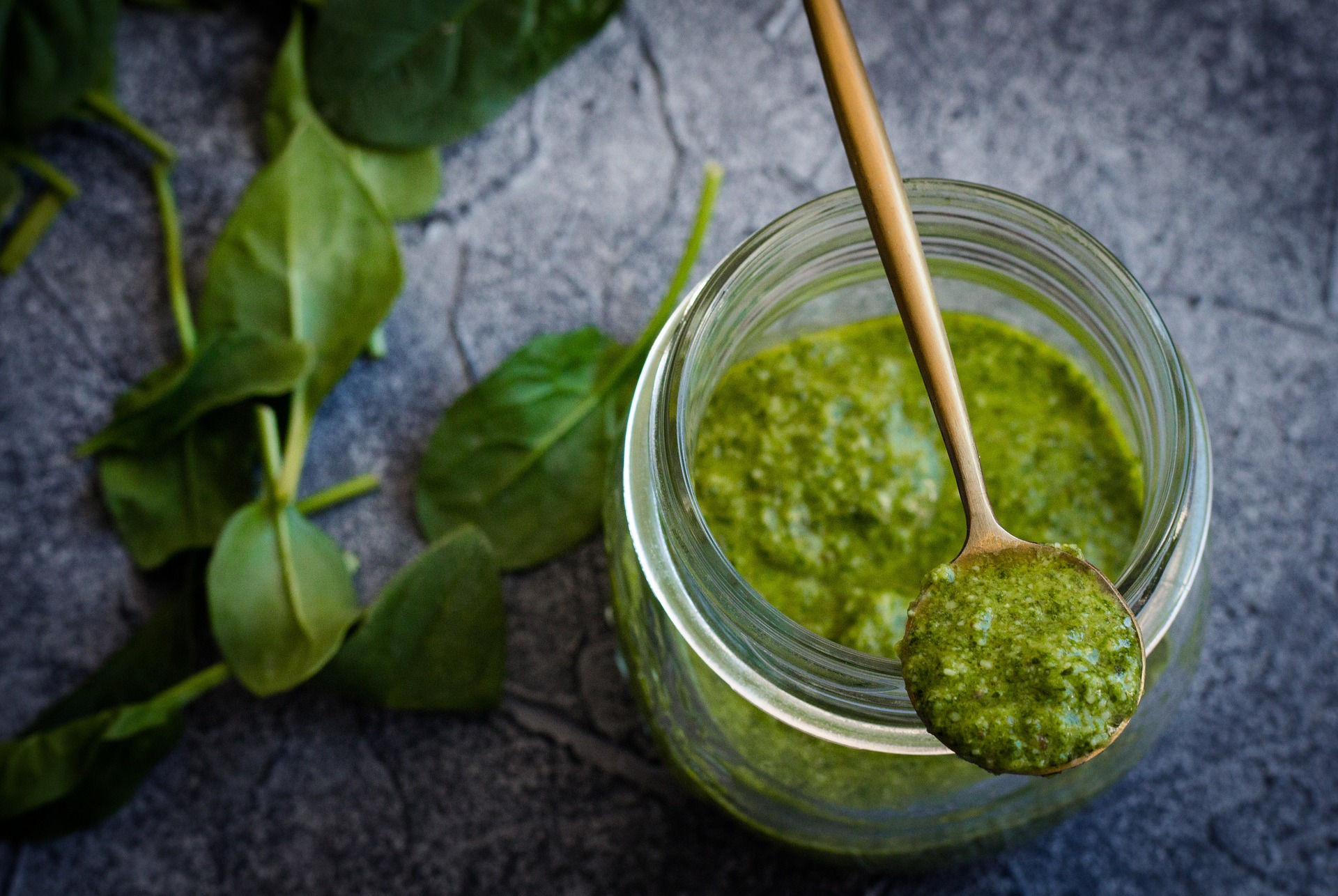 pesto sin piñones pesto thermomix pasta con pesto de bote pesto calorías salsa pesto sin piñones que es el pesto rojo pesto alla trapanese queso pesto rojo salsa trapanesa