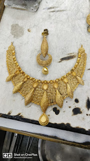 Antique Gold Jewelry