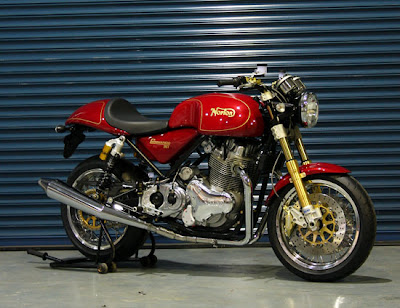 Norton Commando 961 Sport 2010 bike gallery