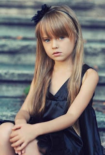 Model Rambut Anak Perempuan Poni