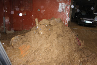 رئيس بلدية الشويفات يتفقّد أضرار العاصفة في منطقة حي السلّم