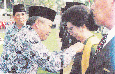 Biografi Ny. Mutiara Djokosoetono