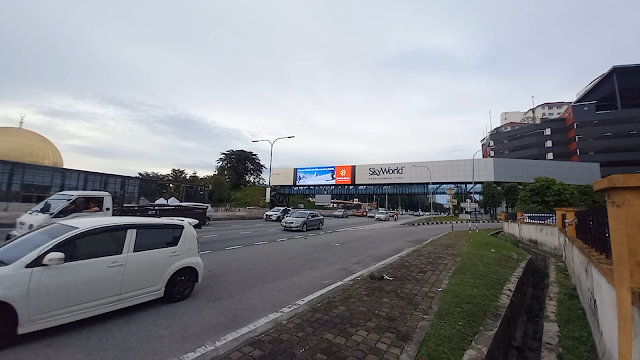 Switzerland Tourism Middle Ring Road II KL Digital Billboard Advertising MRR2 Kuala Lumpur DOOH Advertising Malaysia