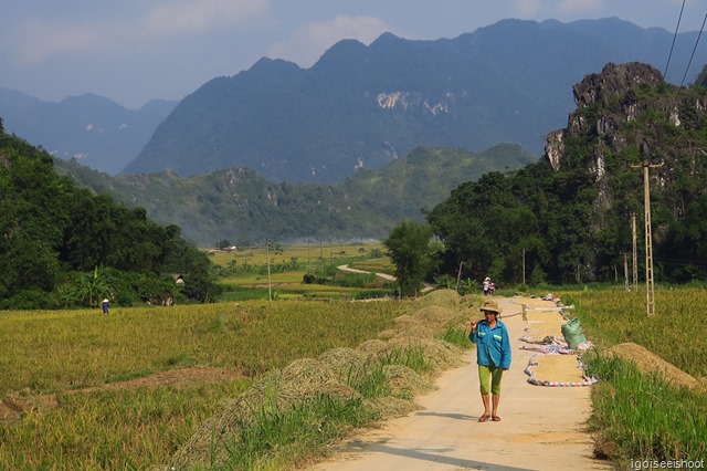 Hike From Ban Hieu village to Kho Muong in Pu Luong Nature Reserve