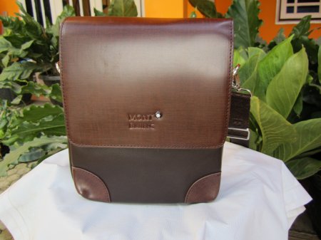 m7884 brown