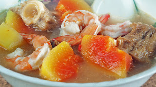  It has potent umami flavours from prawns Buah Paya Masak Titek (Peppery Papaya Soup)