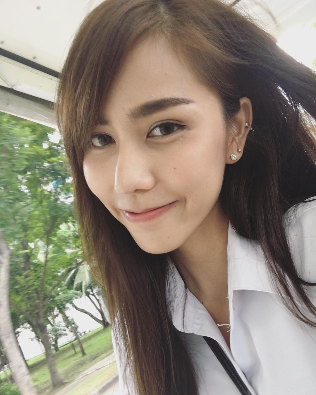 Apitsada Jarernsuk most beautiful Thai ladyboys instagram pictures