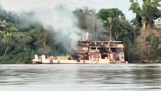 Barco explode e deixa três mortos e 59 feridos no Amazonas