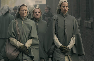 The Handmaids Tale Season 3 Elisabeth Moss Image 14