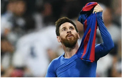 Real Madrid 2 Barcelona 3: Messi settles thrilling Clasico as Barca go top of LaLiga