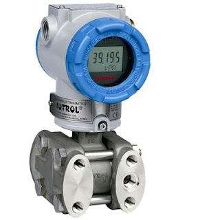 Smart pressure transmitter for industrial process measurement and control