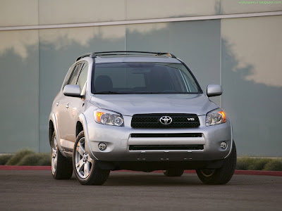 Toyota RAV4 Standard Resolution Wallpaper 6