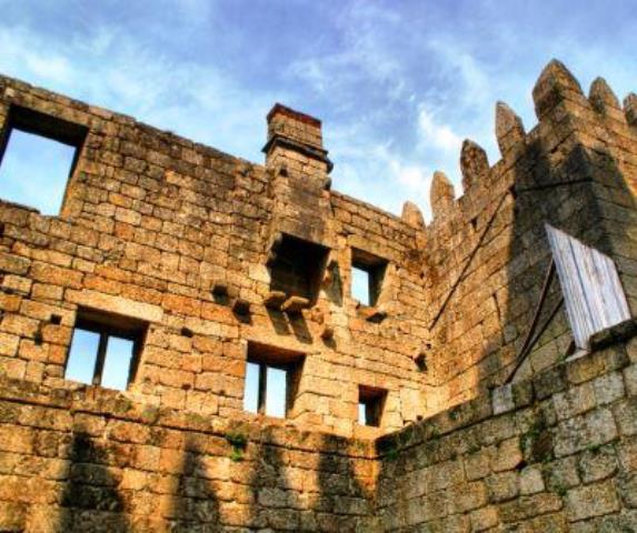 foto do Castelo de Guimarães