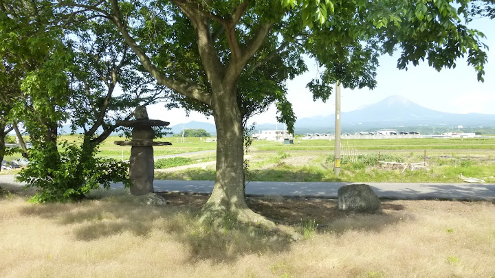 鳥取県西部の道祖神、西八幡 巨勢神社の双体道祖神