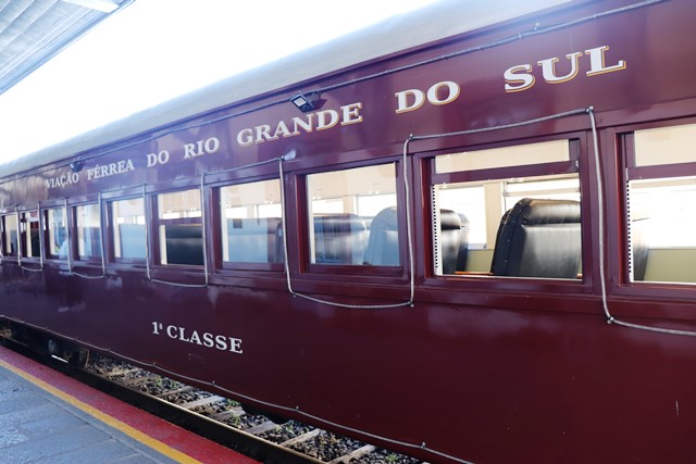 uma foto do trem Maria Fumaça no Rio Grande do Sul