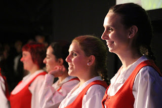 Exhibición de danzas de Ibarra-Kaldu, Erreka-Ortu y Laguntasuna