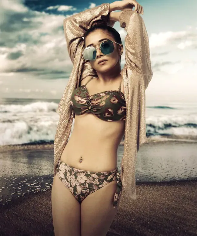 Tina Datta bikini hot actress bigg boss