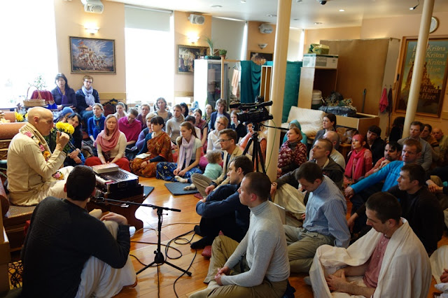 Sankarshan Das Calling for God Conscious Leaders at Riga, Latvia