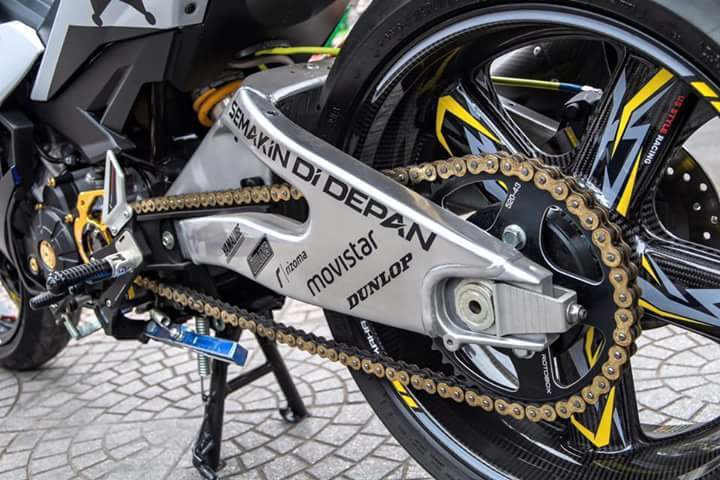 Banana Swing Arm Ala MotoGP - Tip Modifikasi Yamaha Jupiter MX King Exciter Gaya Balap MOTO GP Sporti Keren Abis