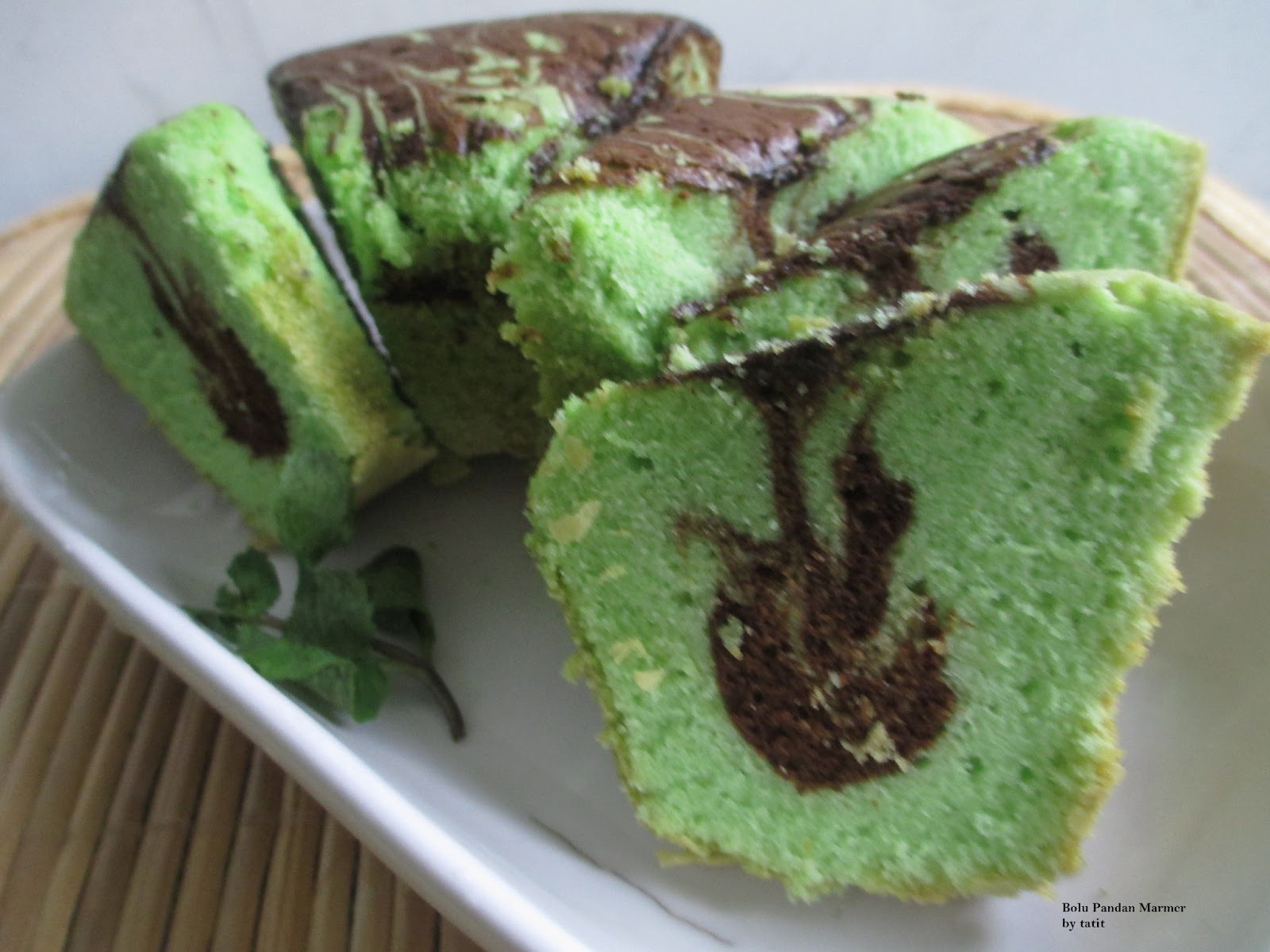 Bolu Marmer Pandan Rumah Maya Tatit Bolu Marmer Pandan Rumah Maya Tatit