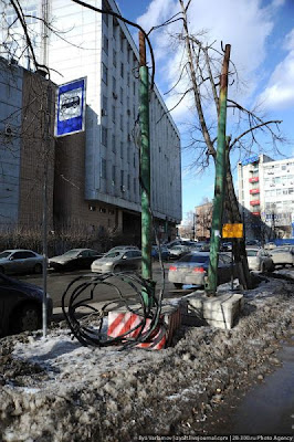 Bad Russian Roads Seen On www.coolpicturegallery.us