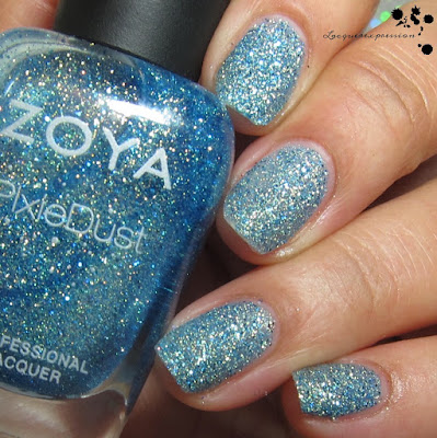 nail polish swatch of Bay by zoya from the seashells collection