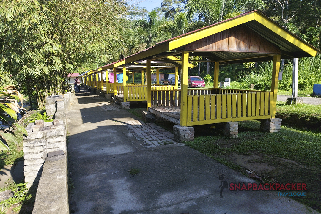 Deretan Gazebo Bamboo Camp