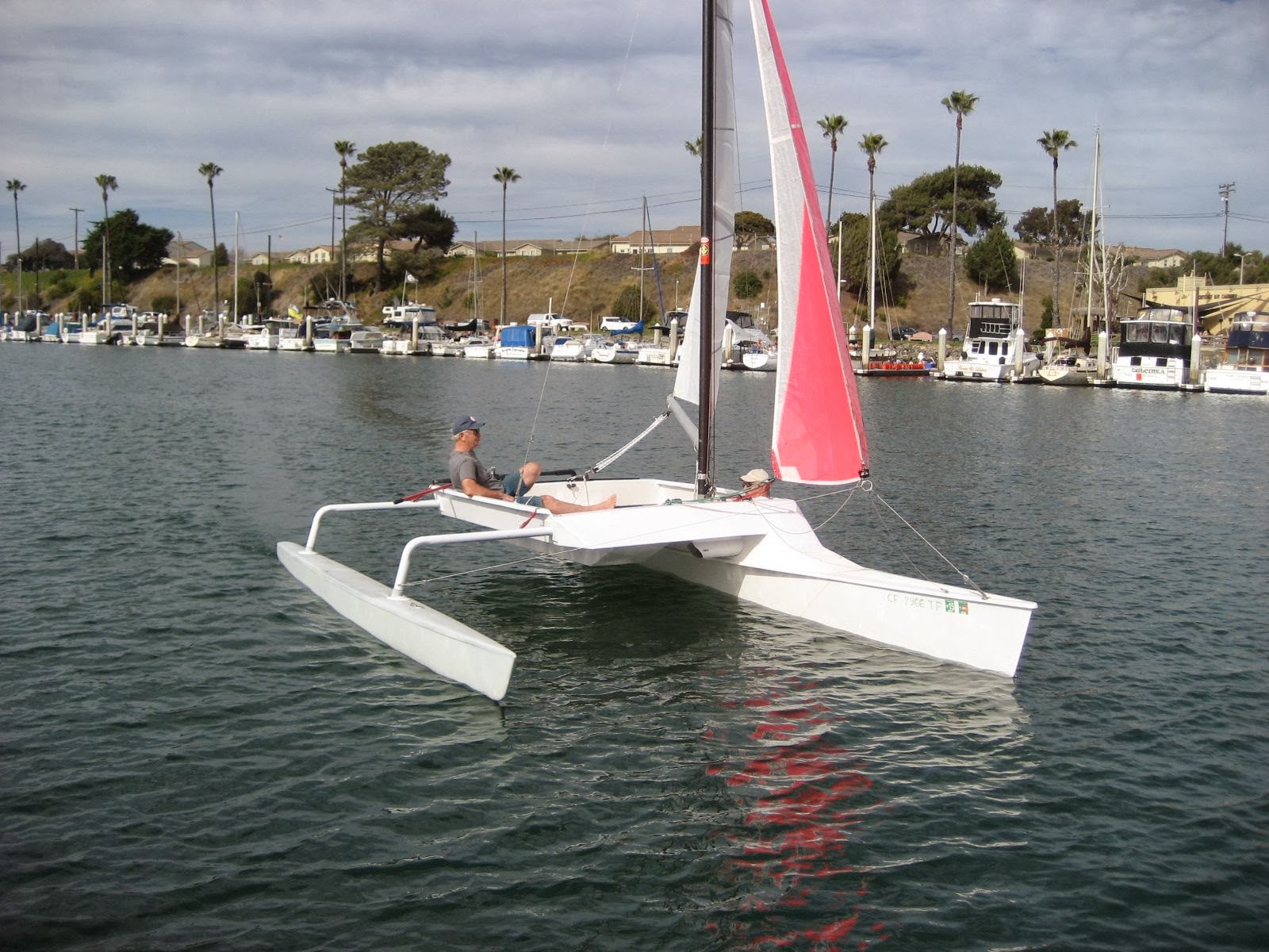 Outrigger Sailing Canoes: The SlattaRaptor