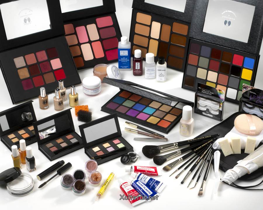 Full Makeup Kit For All Season