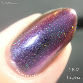 Swatch and review of the holographic holo version of ILNP Peace.