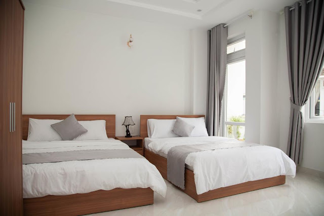 Phòng 4 Người Với Ban Công - Khách Sạn Đà Lạt 2 Sao Giá Rẻ PEONY HOTEL-3a