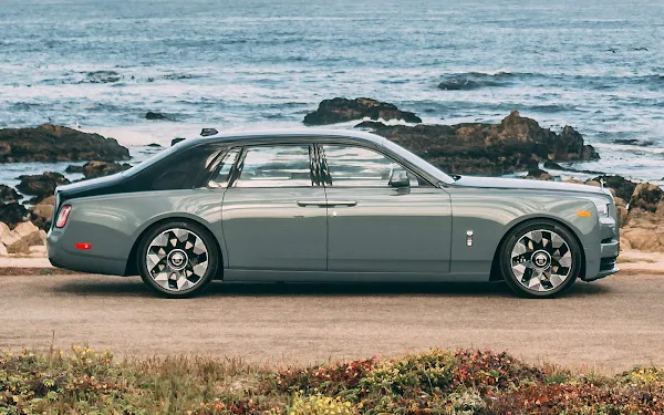 Rolls-Royce Phantom 2023 ganha facelift e aperfeiçoamentos