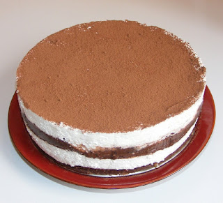 retete, tort de ciocolata, torturi, prajitura, desert, prajituri, deserturi, retete fara coacere, ciocolata, frisca, branza de vaci dulce, prajituri cremoase, 