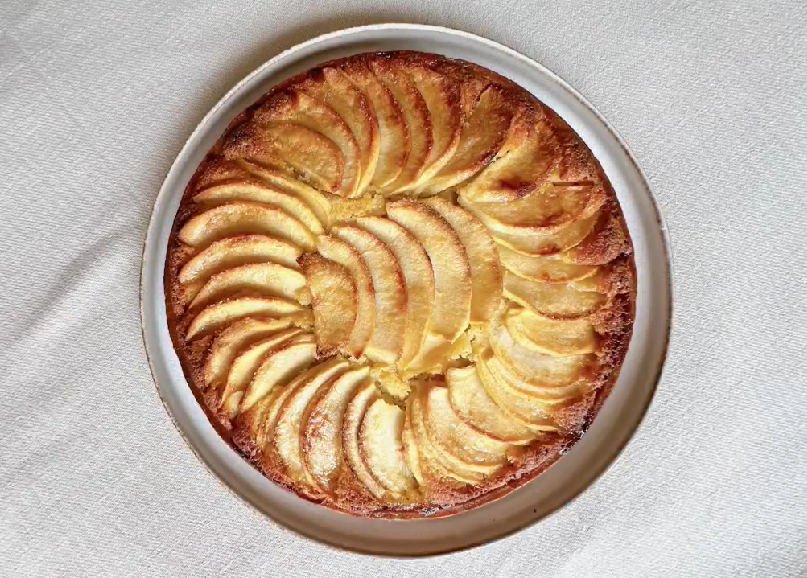 Almond Apple Pie Recipe - a bakery near me