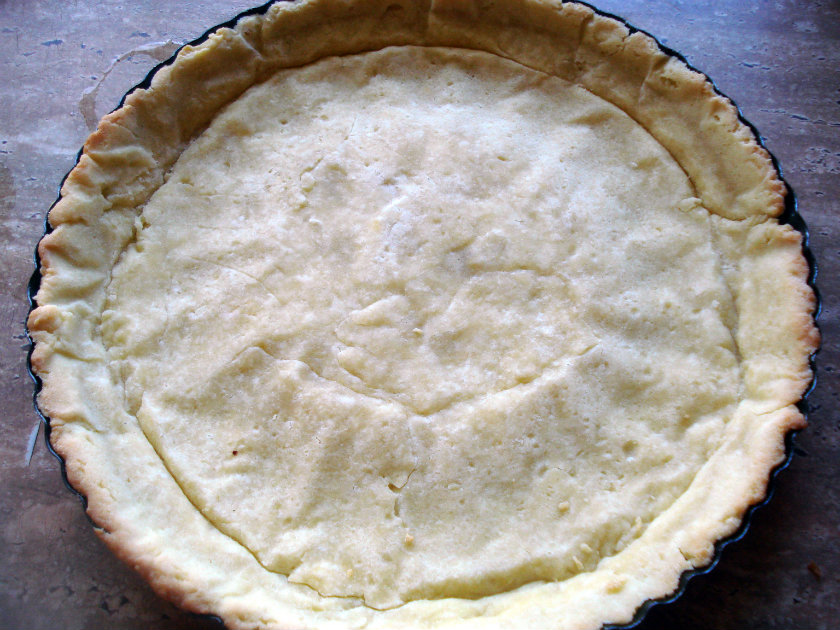 cooling the pie crust