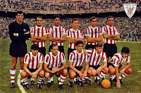 ATLÉTICO DE BILBAO - Bilbao, España - Temporada 1968-69 - Iribar, Sáez, Echeberría, Aranguren, Koldo Aguirre, Larrauri; Lavín, Estéfano, Argoitia, Uriarte y Rojo I - REAL ZARAGOZA 0 ATLÉTICO DE BILBAO 2 (Argoitia 2) - 15/09/1968 - Liga de 1ª División, jornada 1 - Zaragoza, estadio de La Romareda - El Athletic se clasificó 11º en la Liga, con Piru Gainza y Rafa Iriondo de entrenadores