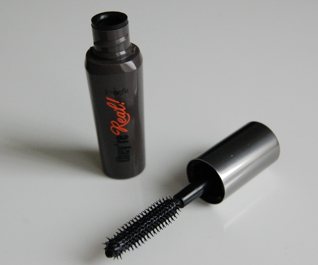 Benefit Mascara bottle and brush